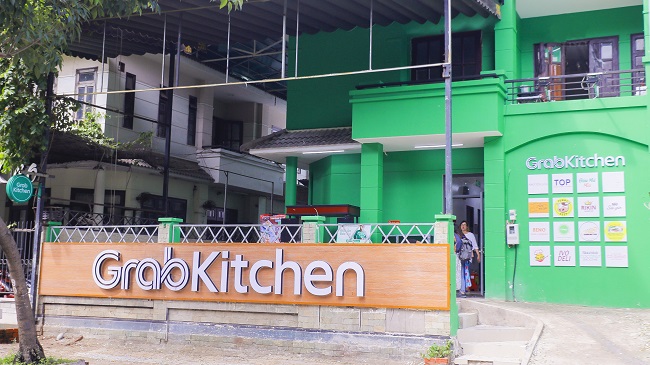 Grab triển khai thử nghiệm mô hình giao hàng GrabKitchen tại Thủ Đức