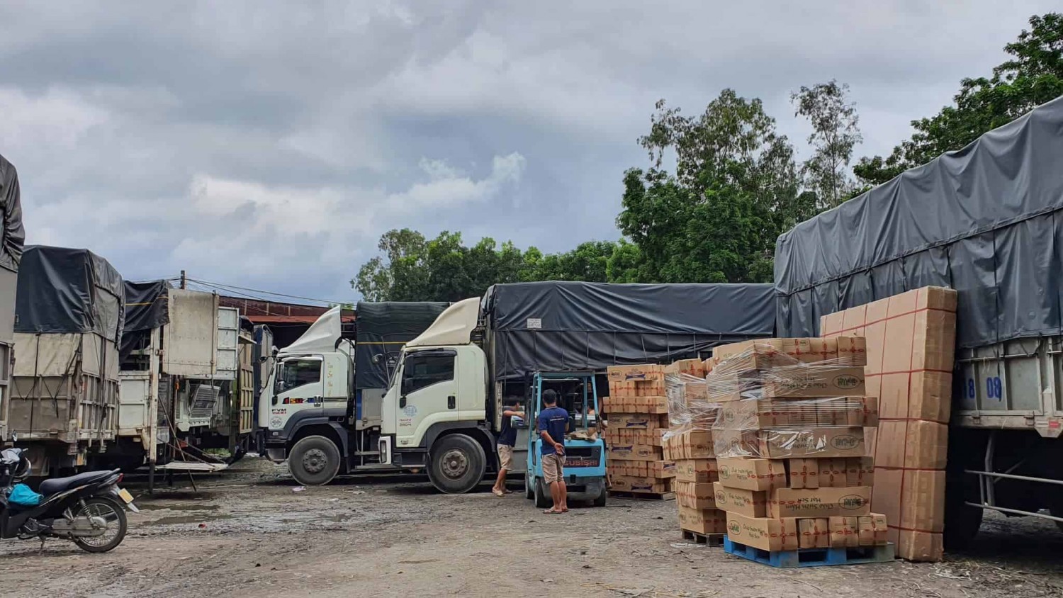 Giao phát ship chành nhà xe Hà Giang gửi hàng đi Hà Tĩnh chành nhà xe (2)