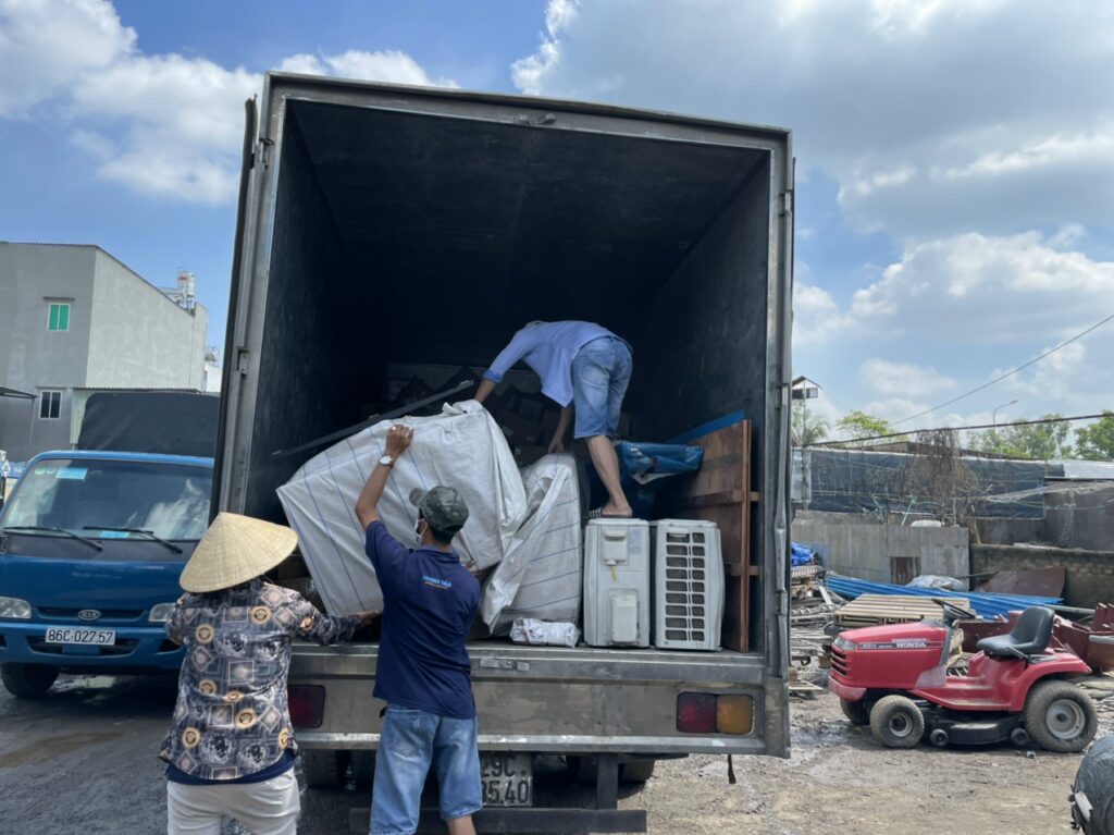 Hà Giang giao phát ship gửi hàng đi Nha Trang Khánh Hòa vận chuyển chành nhà xe