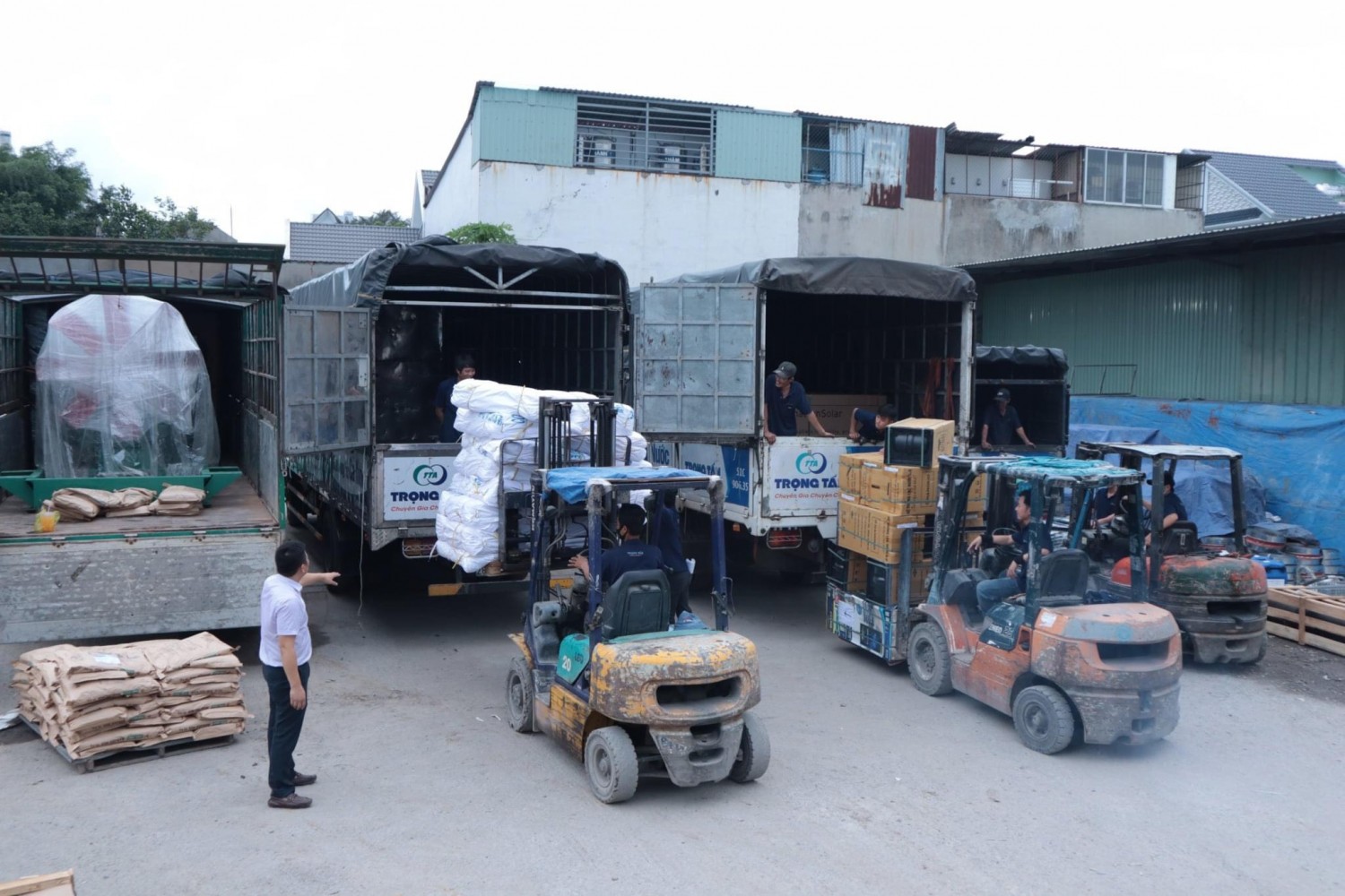 Chành nhà xe gửi hàng giao phát ship Phan Rang Tháp Chàm Ninh Thuận vận chuyển đi Phủ Lý Hà Nam (3)