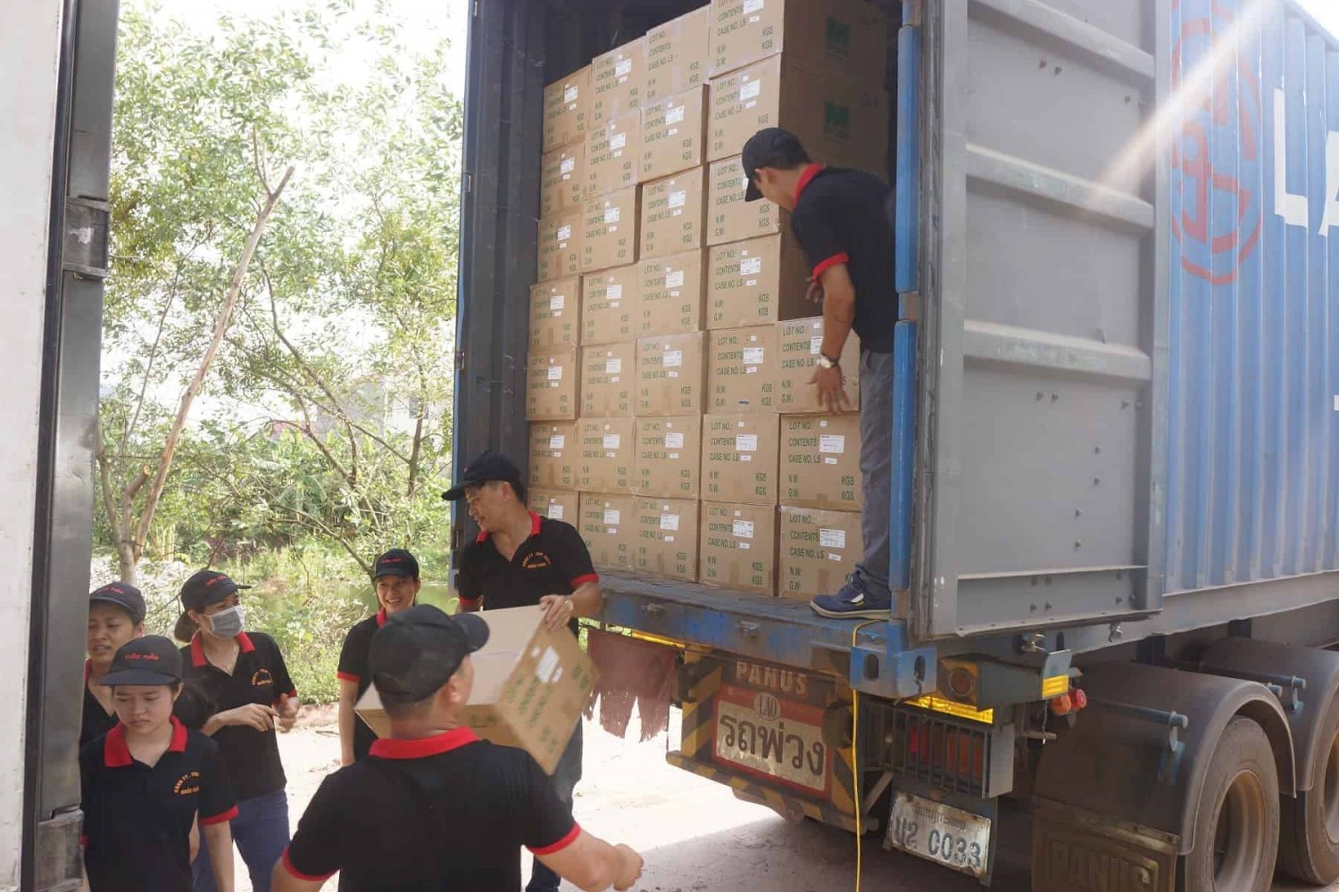 Chành nhà xe Tuyên Quang gửi hàng giao phát ship đi Vị Thanh Hậu Giang vận chuyển (2)