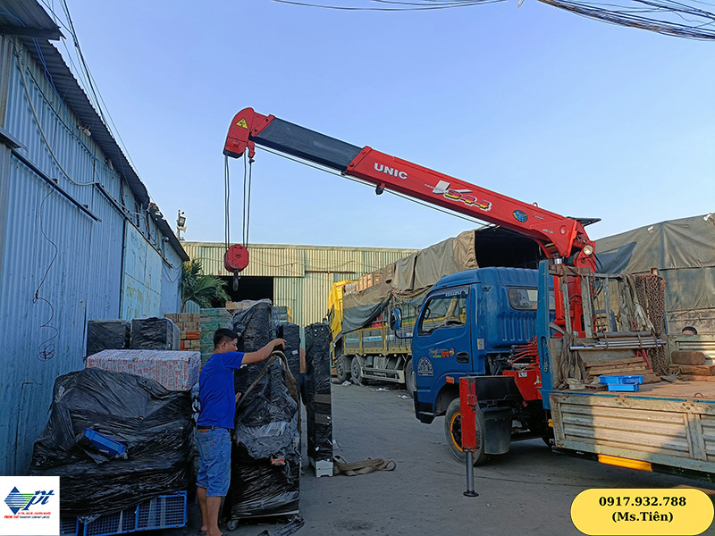 Chành nhà xe vận chuyển gửi hàng Đồng Hới Quảng Bình giao phát ship đi Lào Cai (1)