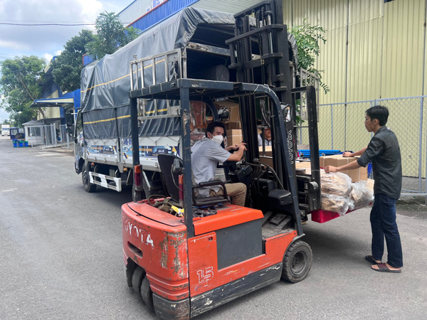 Gửi hàng Gia Nghĩa Đắk Nông vận chuyển giao phát ship đi Hưng Yên Chành nhà xe